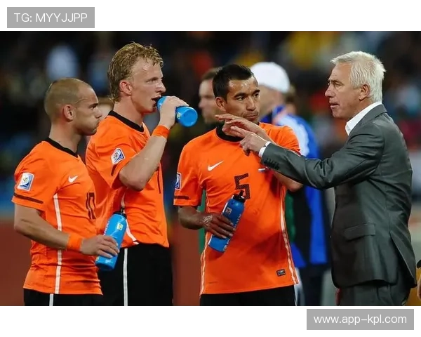 半场休息主帅激情训话被录音曝光奥兰多城更衣室气氛引热议